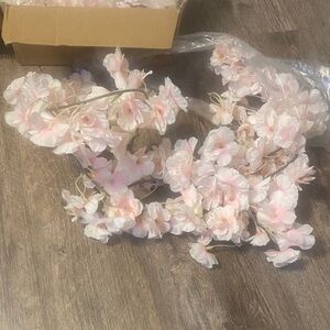 NWBOX Artificial Pink Cherry Blossom Garland - Home Accents